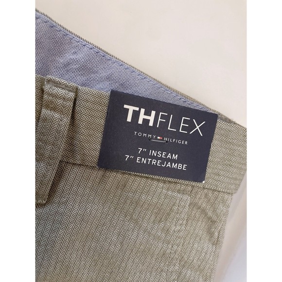 Tommy Hilfiger Mens TH Flex Stretch Theo Flat Front 7" Chino Shorts - NWT - Picture 4 of 5